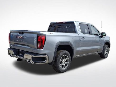 New 2026 GMC Sierra 1500 SLE image 7