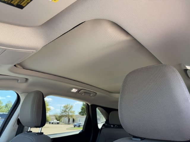 Used 2022 Ford Escape SE w/ SE Sport Appearance Package AWD/4WD image 24