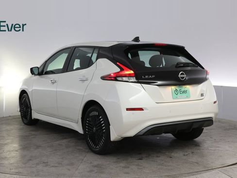 Used 2024 Nissan Leaf SV Plus FWD image 17