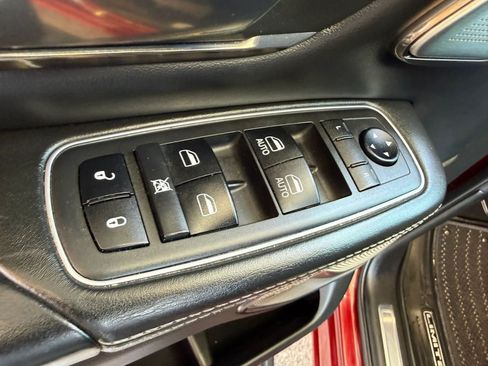 Used 2019 RAM 1500 Limited AWD/4WD image 36
