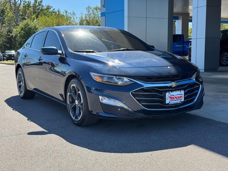 Used 2022 Chevrolet Malibu LT FWD image 2