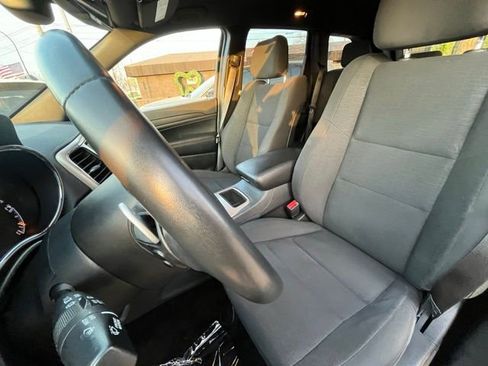 Used 2015 Jeep Grand Cherokee Laredo w/ Quick Order Package 23E AWD/4WD image 17