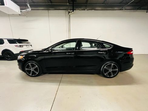 Used 2016 Ford Fusion SE w/ Equipment Group 202A FWD image 5