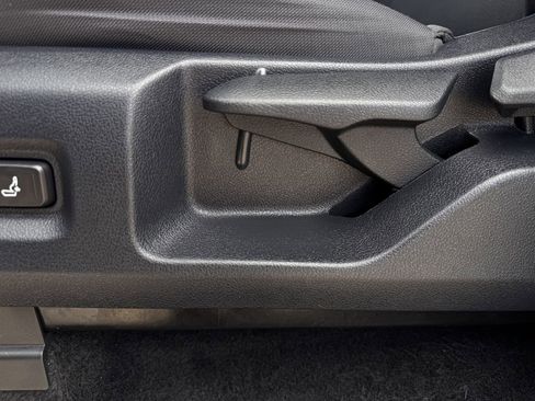 Used 2024 Toyota Tacoma SR image 25