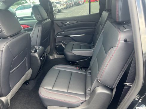 New 2026 Chevrolet Traverse Z71 w/ Enhanced Driving Package AWD/4WD image 13