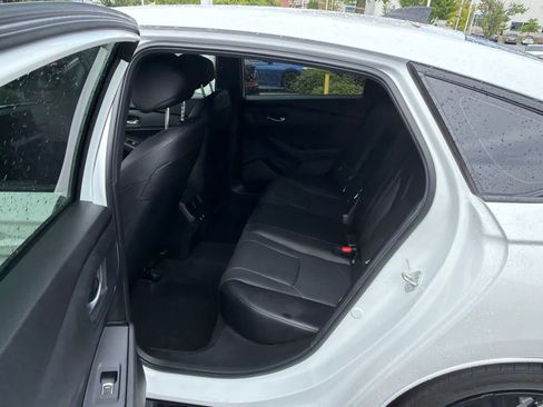 Used 2025 Honda Accord Sport image 16