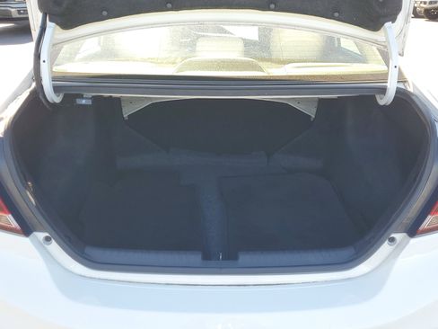 Used 2014 Honda Civic LX image 10