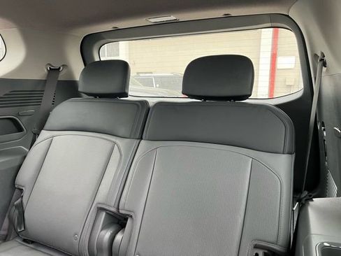 Certified 2024 Kia EV9 Light image 38