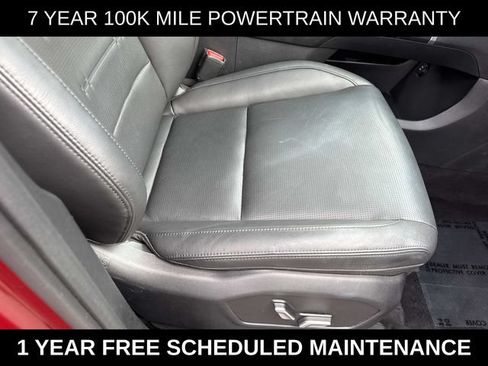 Used 2025 Hyundai Santa Fe Limited AWD/4WD image 10