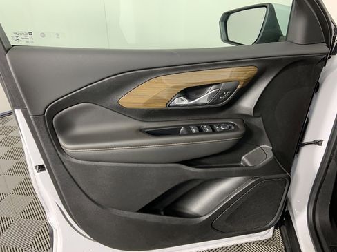 Used 2020 GMC Terrain SLE image 21