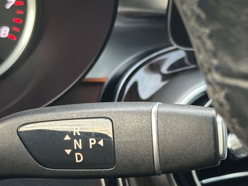 Used 2022 Mercedes-Benz GLC 300 4MATIC Coupe image 17