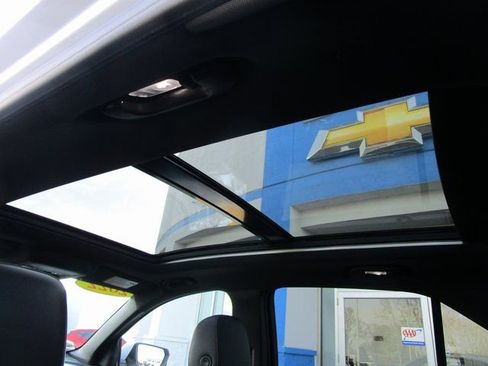 Used 2022 Chevrolet Equinox RS image 21