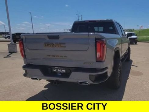 Certified 2024 GMC Sierra 1500 AT4 w/ AT4 Premium Package AWD/4WD image 8