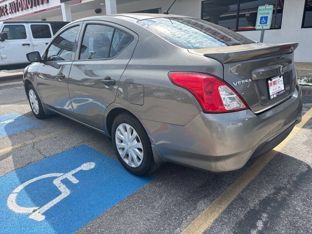 Used 2017 Nissan Versa S Plus FWD image 4