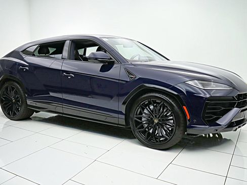 Used 2025 Lamborghini Urus SE AWD/4WD image 24