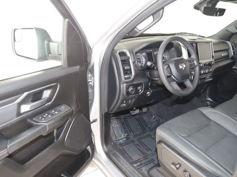 Used 2025 RAM 1500 Big Horn AWD/4WD image 36