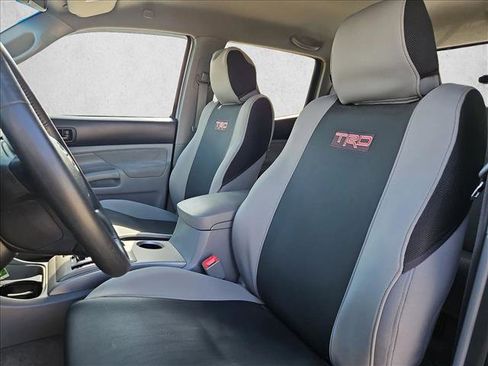 Used 2009 Toyota Tacoma PreRunner image 14