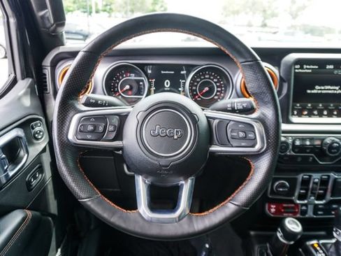 Used 2022 Jeep Gladiator Mojave w/ LED Lighting Group AWD/4WD image 12
