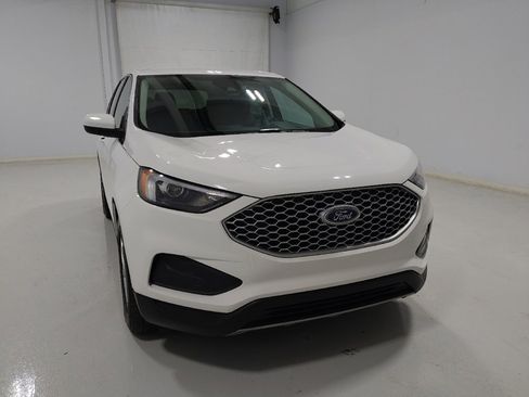 Used 2024 Ford Edge SEL image 14