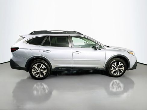 Used 2020 Subaru Outback Limited w/ Popular Package #2 AWD/4WD image 7