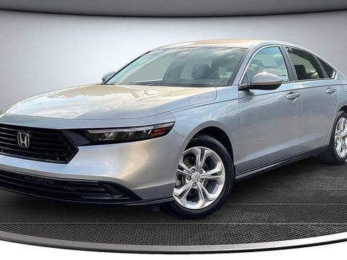 Used 2025 Honda Accord LX image 1