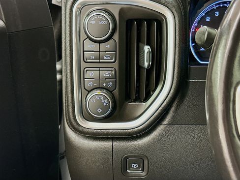 Used 2021 Chevrolet Silverado 1500 RST w/ LPO, Dark Essentials Package AWD/4WD image 17