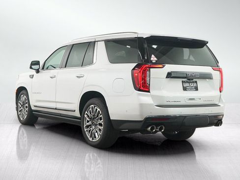 Used 2024 GMC Yukon Denali Ultimate AWD/4WD image 4