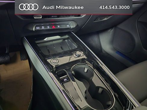 New 2026 Audi Q3 quattro 2.0T AWD/4WD image 28
