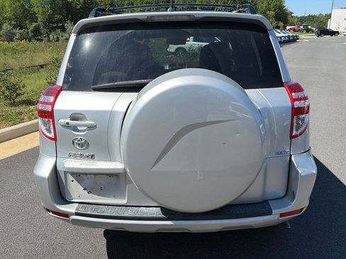 Used 2011 Toyota RAV4 Limited AWD/4WD image 2