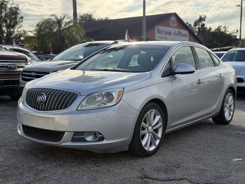 Used 2012 Buick Verano FWD image 2