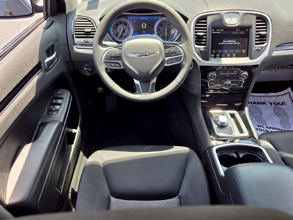 Used 2023 Chrysler 300 Touring w/ Sport Appearance Package RWD image 5