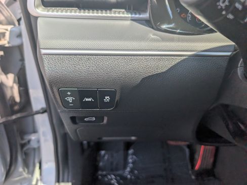 Used 2021 Kia K5 GT-Line AWD/4WD image 15