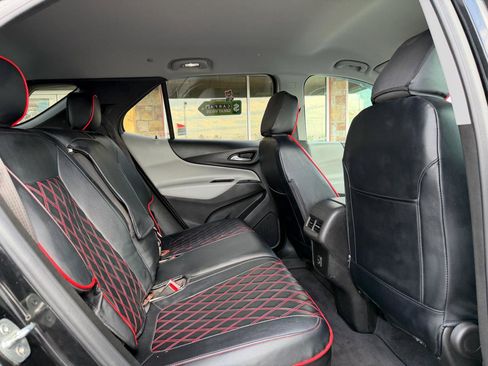 Used 2020 Chevrolet Equinox LS w/ LS Convenience Package image 19