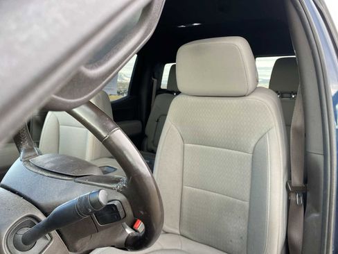 Used 2021 Chevrolet Silverado 1500 LT Trail Boss w/ Convenience Package II image 18