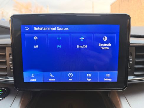 Used 2021 Ford Explorer XLT w/ Equipment Group 202A image 40