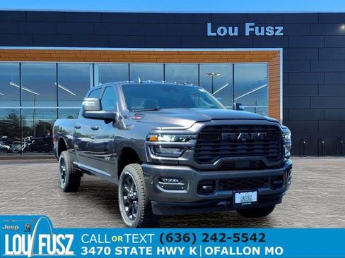 New 2026 RAM 2500 Big Horn AWD/4WD image 1