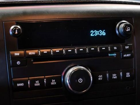 Used 2012 Chevrolet Silverado 2500 LT w/ Interior Plus Package image 25