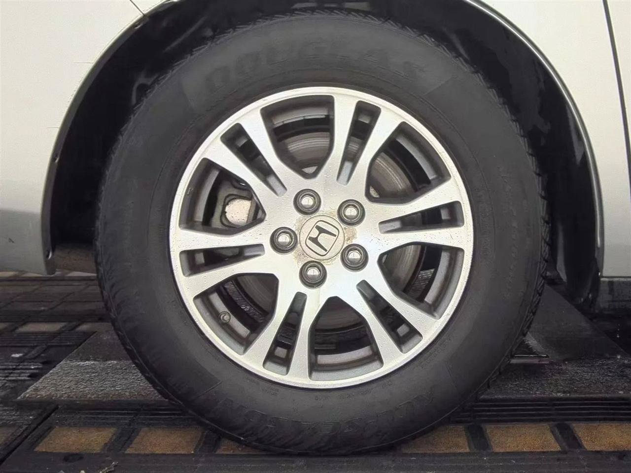 Used 2012 Honda Odyssey EX image 11