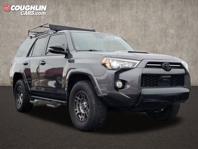 Used 2020 Toyota 4Runner Venture w/ Moonroof Package