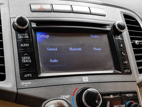 Used 2013 Toyota Venza XLE w/ XLE Premium Pkg FWD image 29