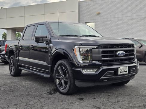 Used 2021 Ford F150 Lariat w/ Equipment Group 502A High AWD/4WD image 4