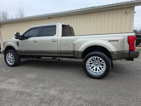 Used 2017 Ford F350 King Ranch w/ Snow Plow Prep Package image 8