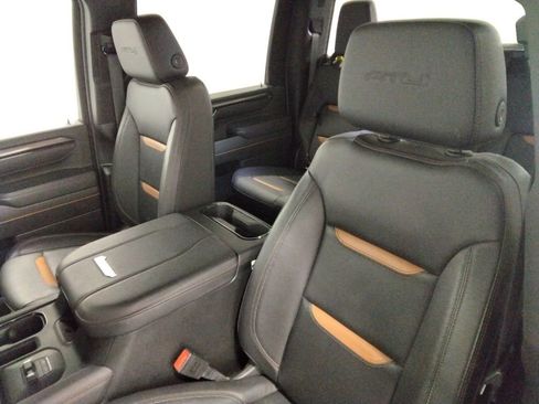 Used 2025 GMC Sierra 2500 AT4 AWD/4WD image 29