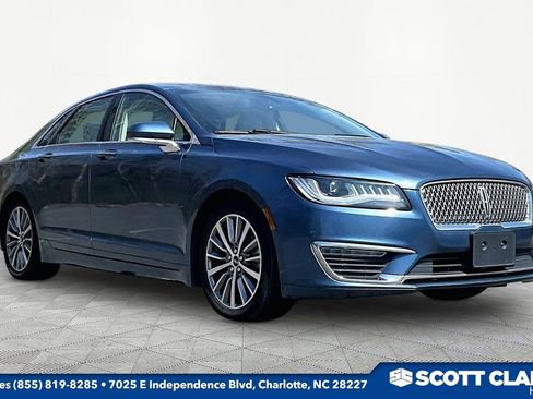 Used 2019 Lincoln MKZ Premiere image 1