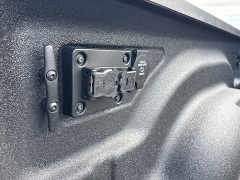 New 2027 RAM 2500 Laramie w/ Night Edition AWD/4WD image 34