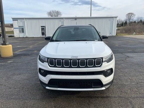 Used 2022 Jeep Compass Limited image 2
