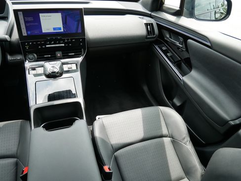 Used 2023 Subaru Solterra AWD image 11