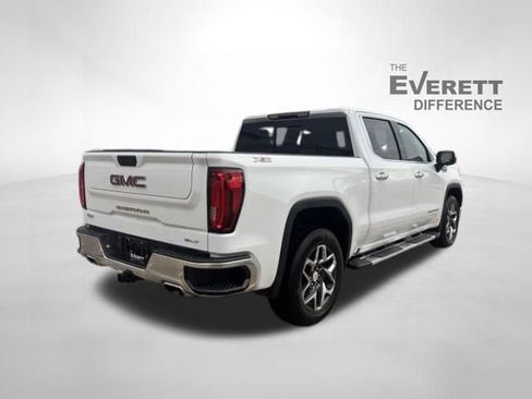 Used 2024 GMC Sierra 1500 SLT w/ SLT Premium Plus Package AWD/4WD image 7