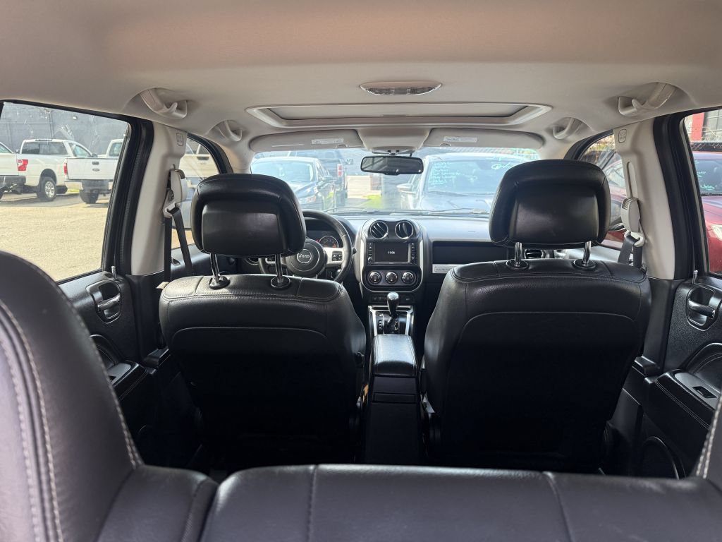 Used 2015 Jeep Compass High Altitude AWD/4WD image 20