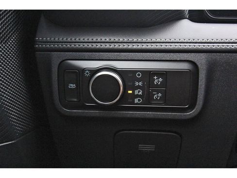 Used 2024 Ford Mustang Premium image 19